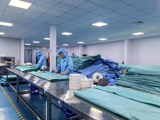 Groene viscose laminatie niet-geweven basis op maat chirurgische verpakking voor ziekenhuis